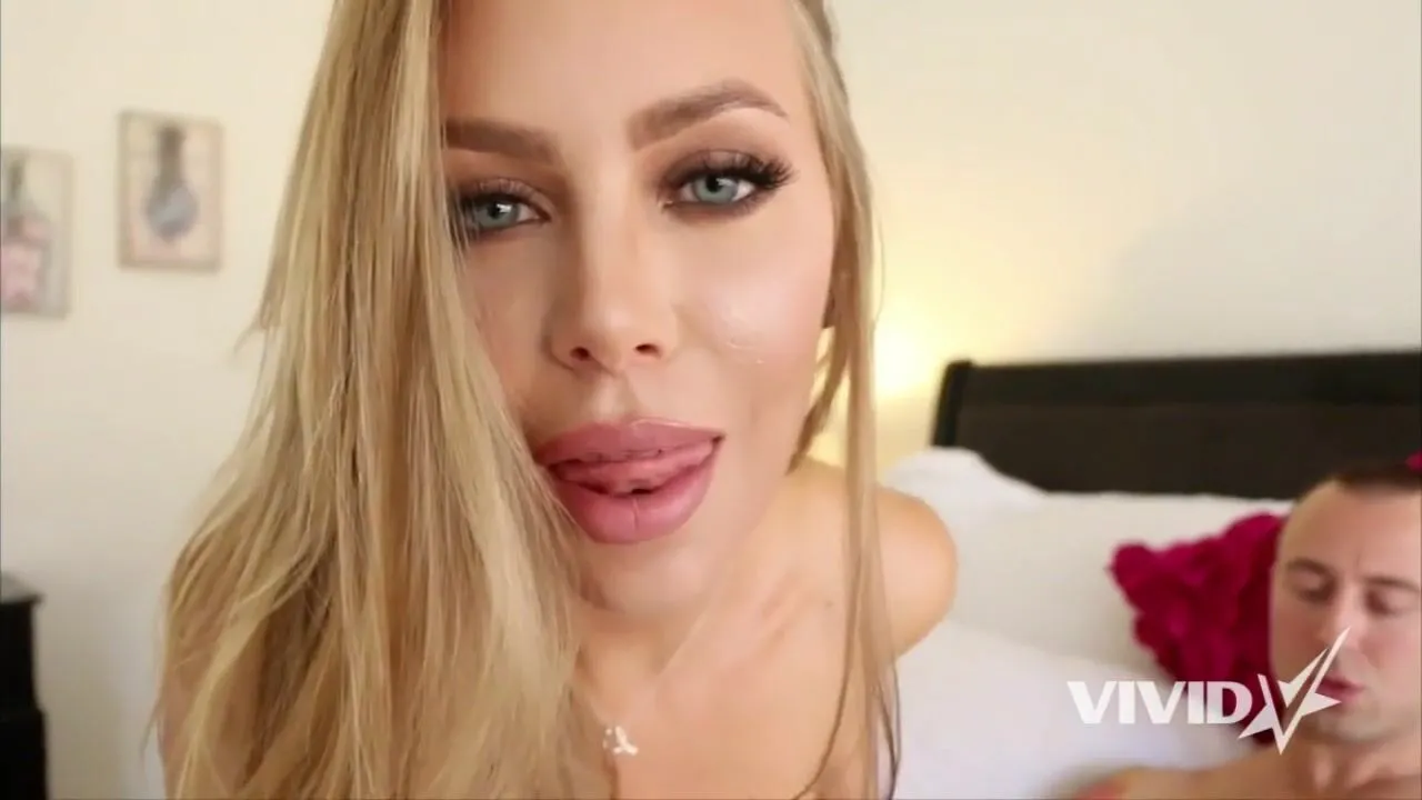 Porn Crazy Fan Meets His Much Loved Pornstar In A Hotel Room Video