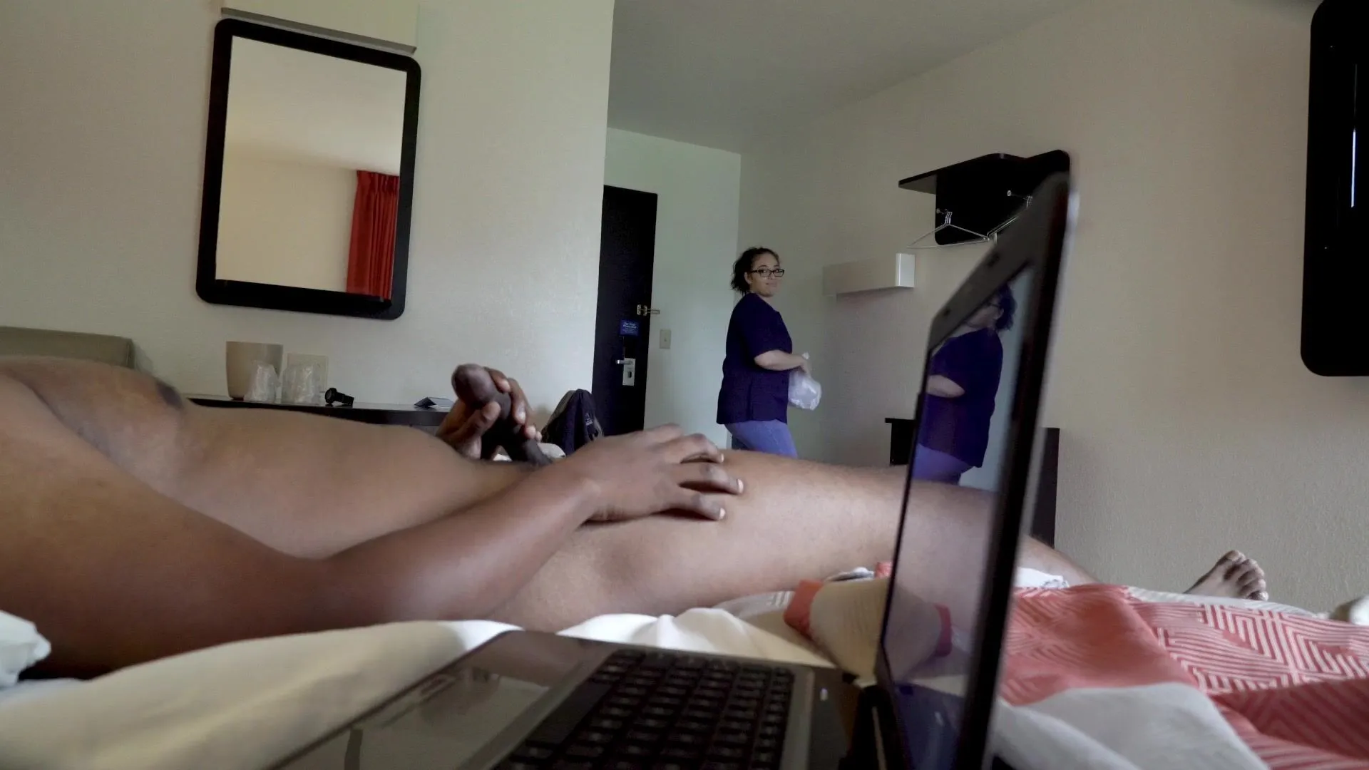 Porn NICHE PARADE - Moist Motel Housekeeper Accedes To Screw On Her Break  Video